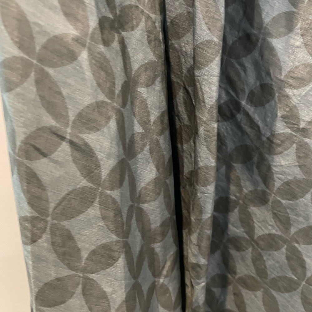 Suutra gorgeous silk dress - Picture 4 of 9